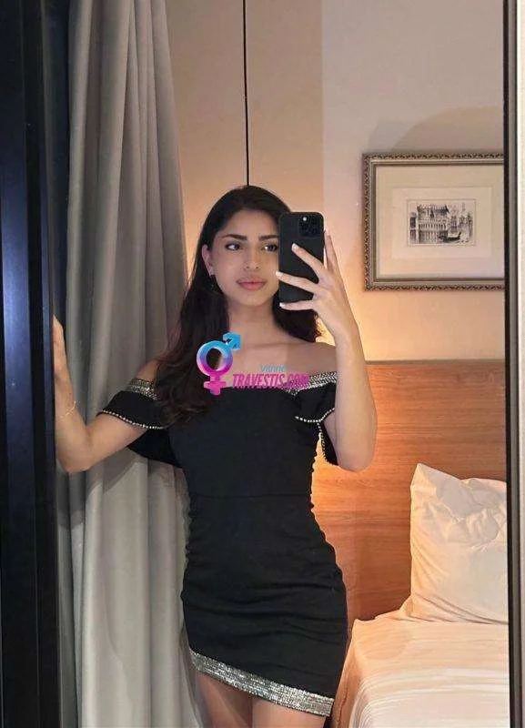 Bella Louise