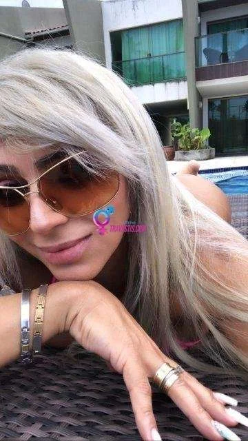 Camille Di Castro - Sem Local