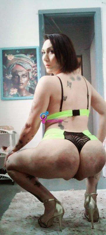 Nayane Hikita